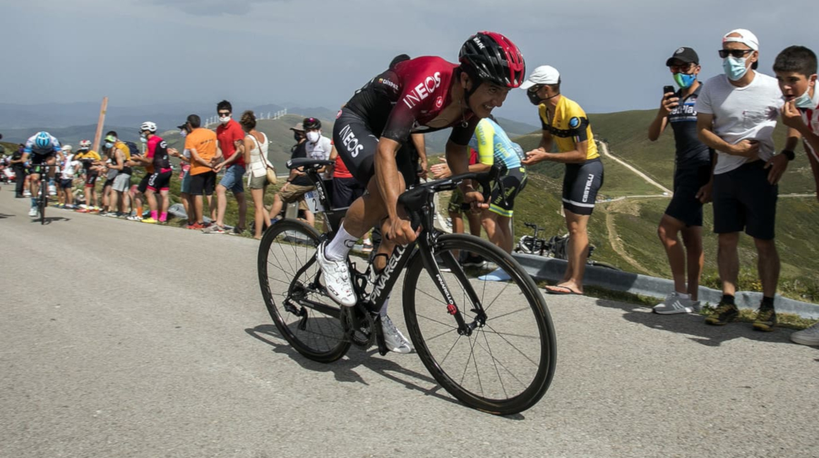 Richard Carapaz en el ascenso al Picón Blanco, en la tercera etapa de la Vuelta a Burgos, el jueves 30 de julio de 2020.