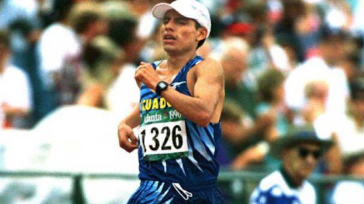 Jefferson Pérez en su actuación en los Juegos Olímpicos de Atlanta 1996, donde obtuvo la medalla de oro en los 20 kilómetros marcha.