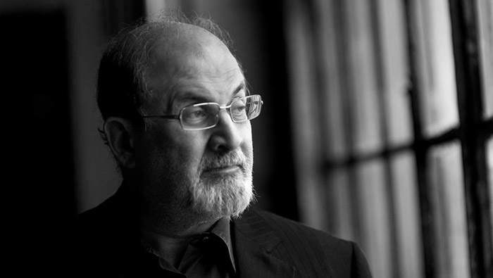 El escritor británico Salman Rushdie, otro de los firmantes.
