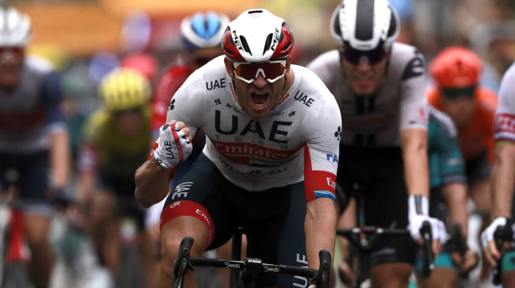 Alexander Kristoff gana el esprint en la primera etapa del Tour de Francia