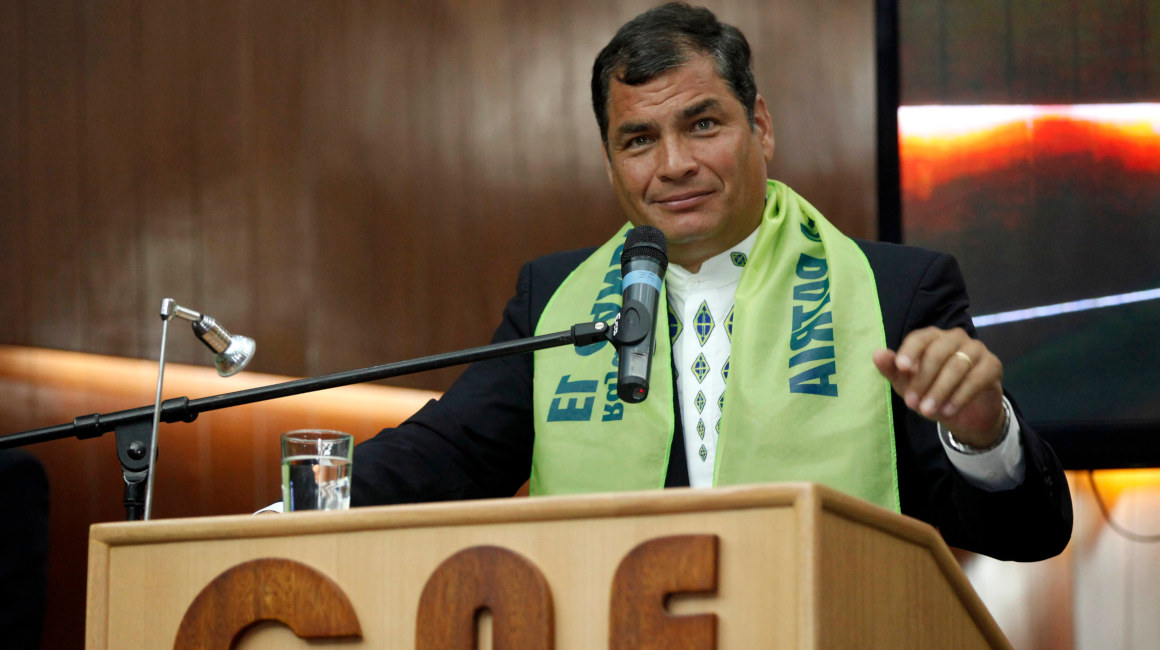 El expresidente Rafael Correa durante la inscripción de candidaturas de Alianza PAIS, en noviembre de 2012.