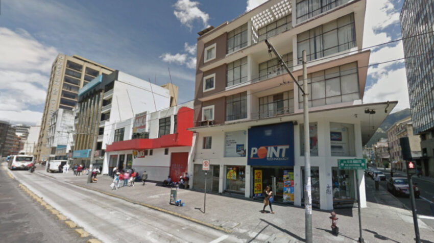 Un almacén de Point Technology en la avenida 10 de Agosto, de Quito.