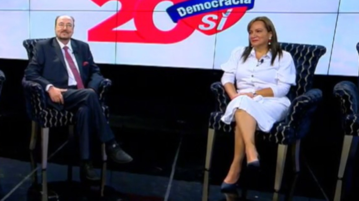 Gustavo Larrea y Alexandra Peralta, binomio de Democracia Sí. 22 de agosto de 2020.