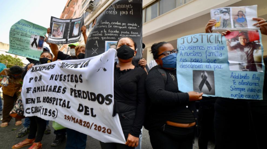 Una protesta de familiares de los muertos extraviados durante la pandemia se realizó el 20 de agosto de 2020.