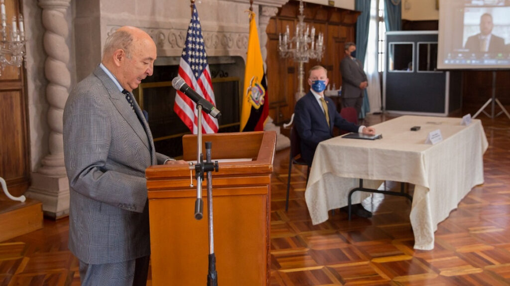 Ecuador y la agencia Usaid firman acuerdo por USD 62,5 millones