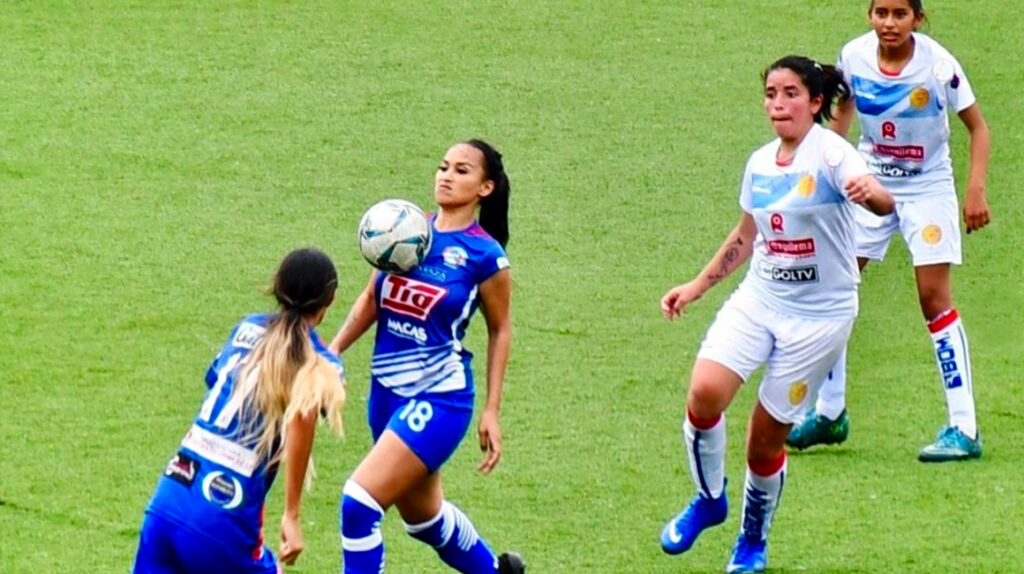 Joselyn Montaño regresó a la Superliga como jugadora