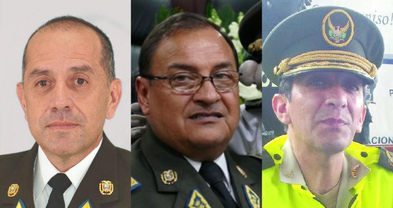 Los generales David Iván Proaño Silva (i) y Enrique Espinosa de los Monteros  (c) fueron directores del Isspol, entre 2012 y 2019. El coronel Pablo Aníbal Cerda Tovar fue Presidente de Inversiones del Isspol.  
