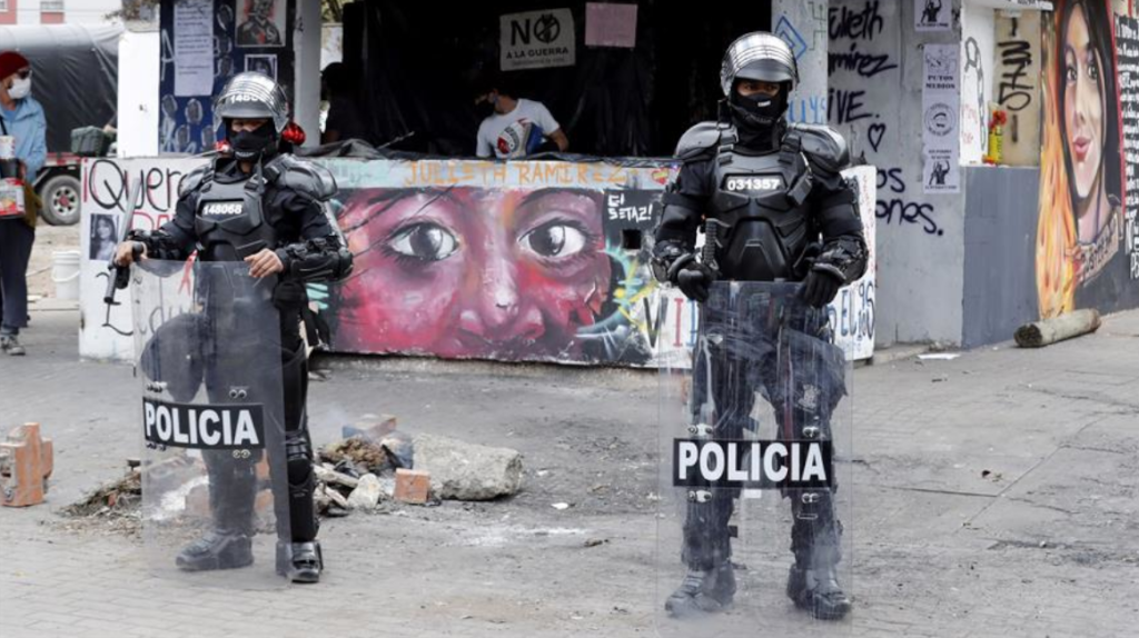 Ministro de Defensa de Colombia reconoce abuso policial