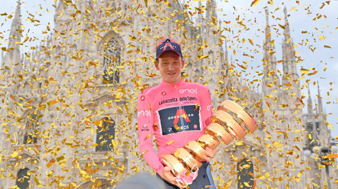 Tao Geoghegan Hart se corona campeón del Giro de Italia, el domingo 25 de octubre de 2020.
