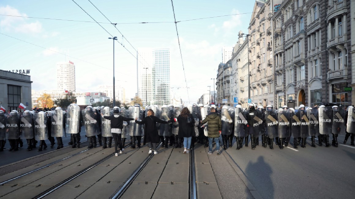 Protestas en Varsovia, Polonia, este 24 de octubre, por las restricciones impuestas para evitar la propagación del coronavirus.