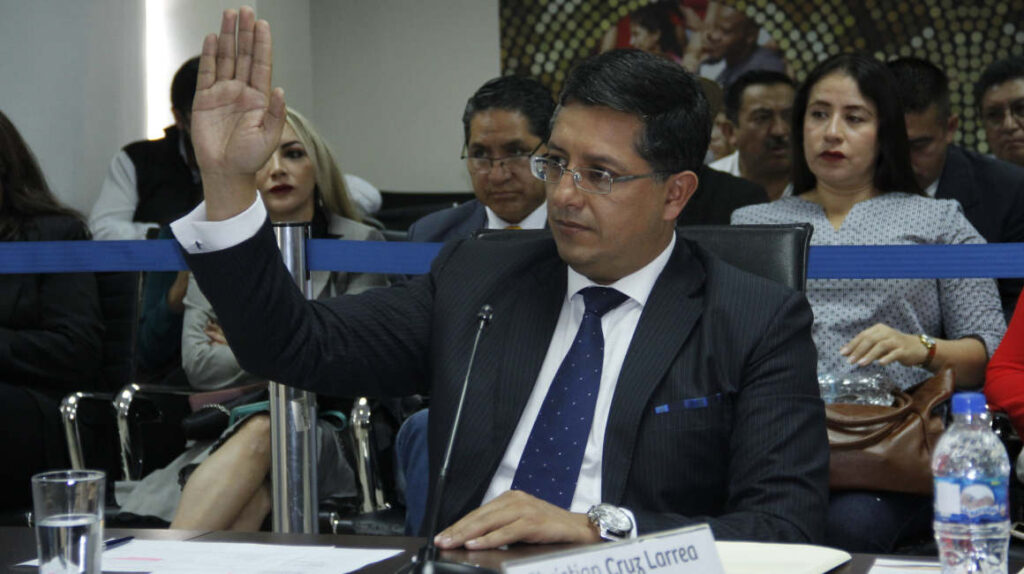 Cruz: Segundo presidente del Consejo de Participación destituido por la Asamblea