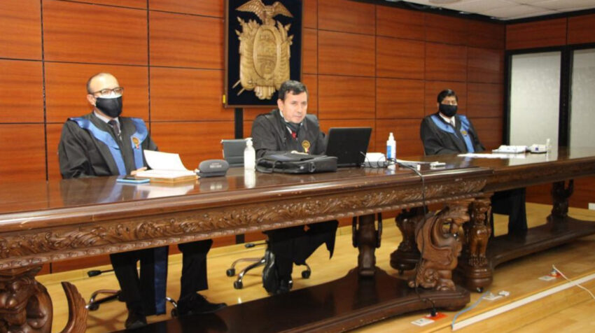 Tribunal de juzgamiento del caso Singue, durante la reinstalación del juicio, el 12 de octubre de 2020.