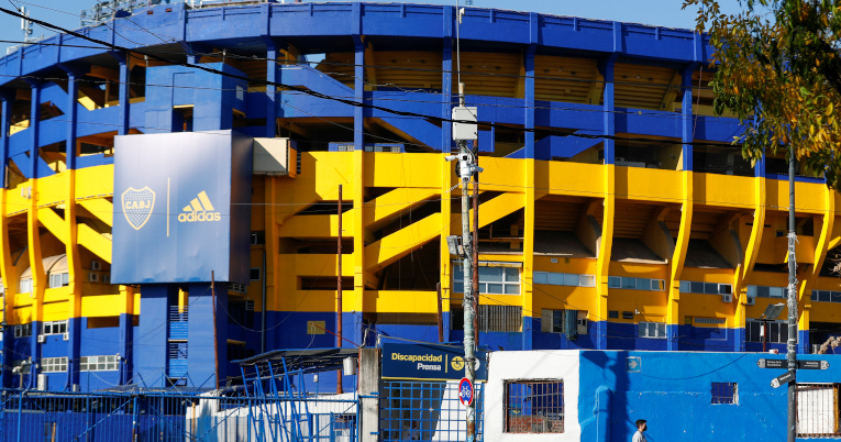 Vista de La Bombonera desde una de las calles aledañas al estadio, el 29 de septiembre de 2020.
