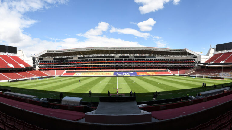 Vista panorámica del estadio Casa Blanca, rebautizado en junio de 2017 como Rodrigo Paz Delgado.