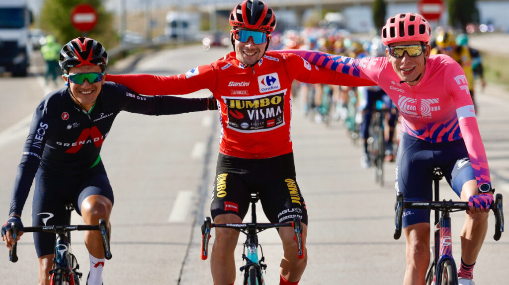 Richard Carapaz termina una destacada actuación en la Vuelta