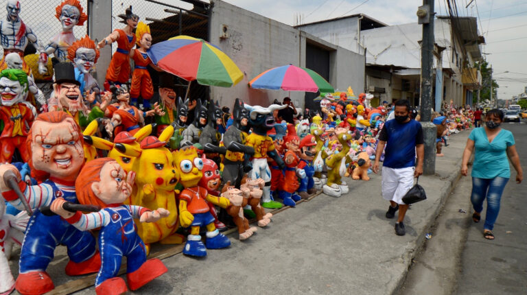 Ministerio de Turismo difunde el calendario de feriados para 2022