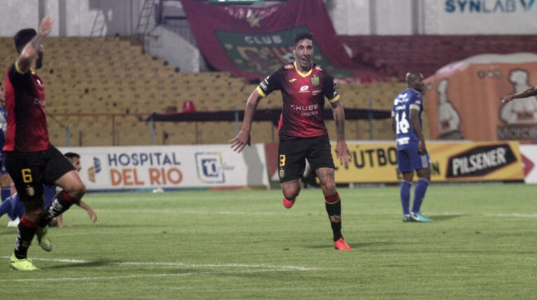 Diego Dorregaray celebra su primer gol ante el Emelec, en su partido del miércoles 16 de diciembre de 2020.