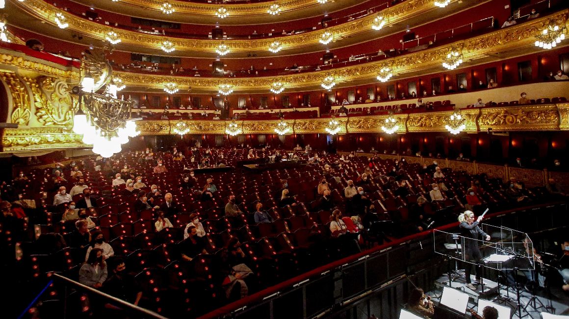 Vista del Teatro del Liceu, en Barcelona, España. En una función con aforo limitado.
