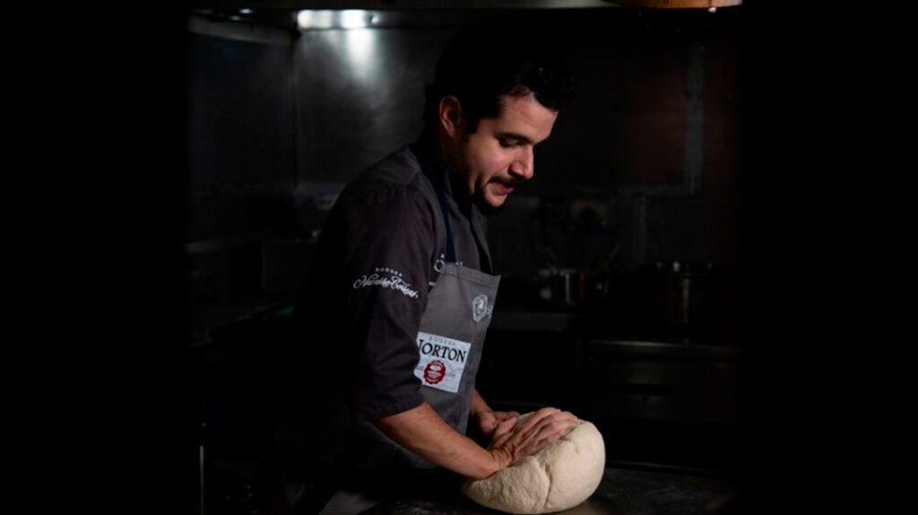 El entusiasmo de chefs jóvenes impulsa un ‘boom’ en la cocina cuencana