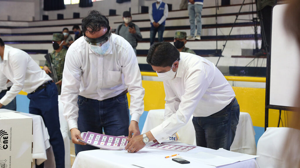 Ciudadanos podrán votar con la cédula caducada en las próximas elecciones