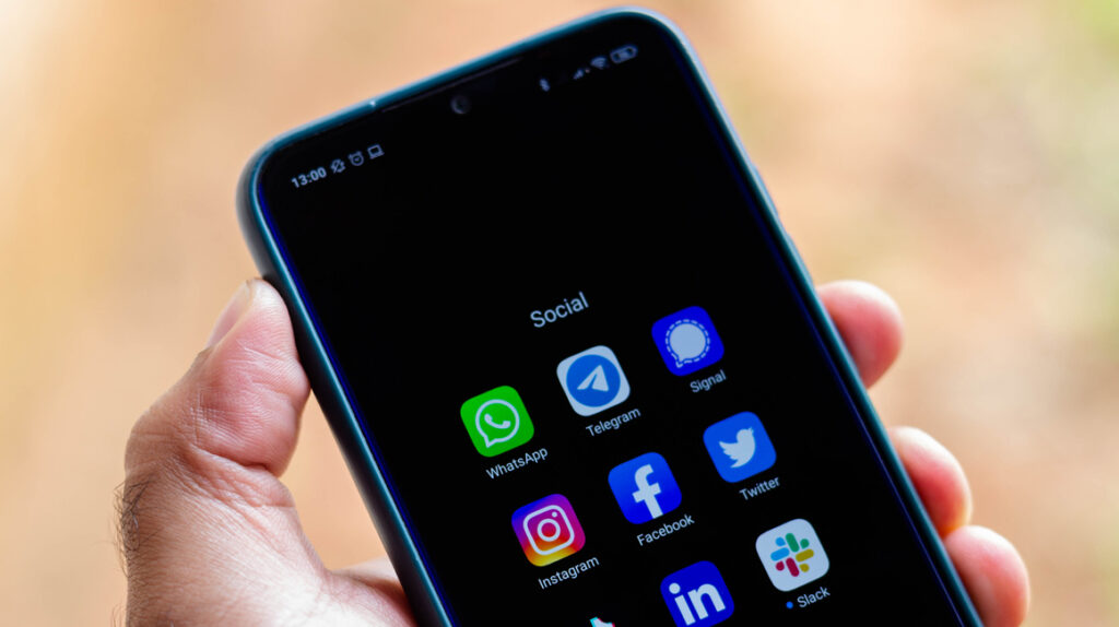 Redes sociales en Ecuador: Snapchat crece y Facebook se estanca