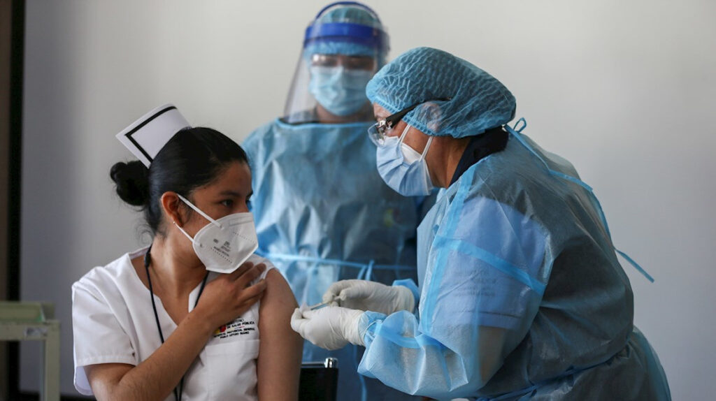Ecuador, el séptimo país de Latinoamérica en recibir las vacunas