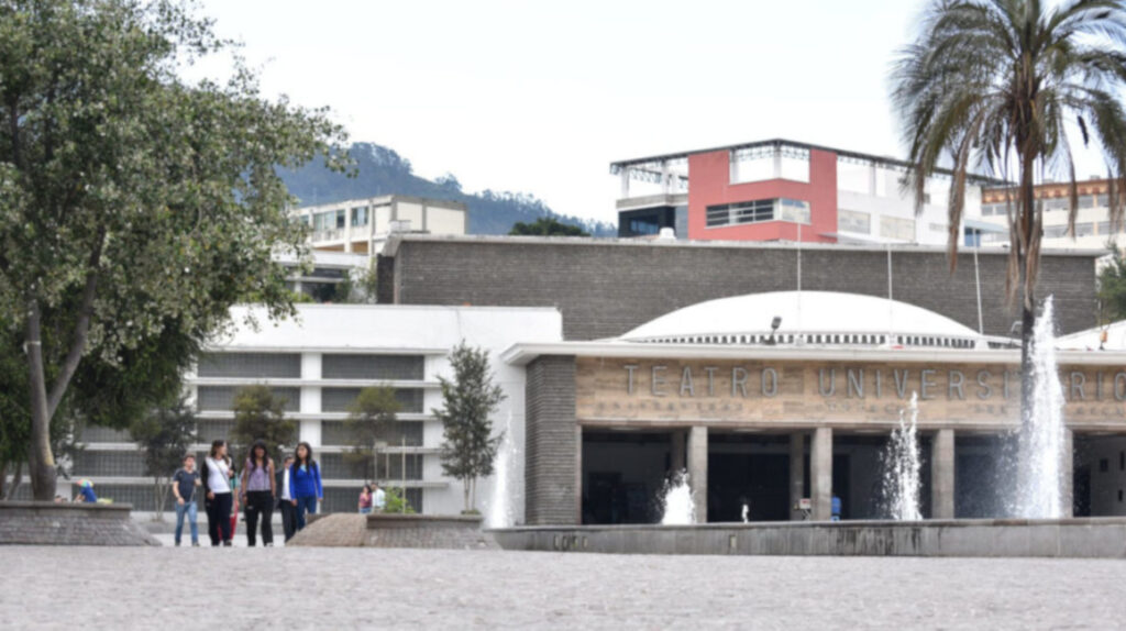 Al menos cinco universidades suspenden clases presenciales por paro de la Conaie