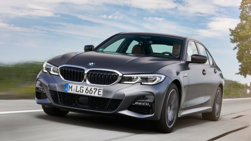 BMW 330e