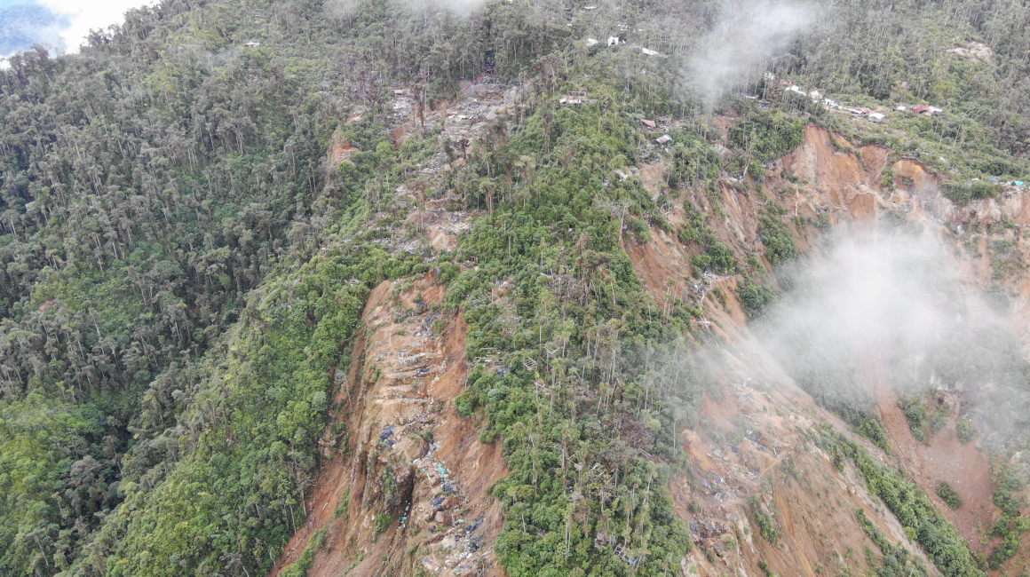 Una vista panorámica de los daños ambientales en la mina El Olivo, en la concesión Imba 2, el martes 9 de marzo de 2021.