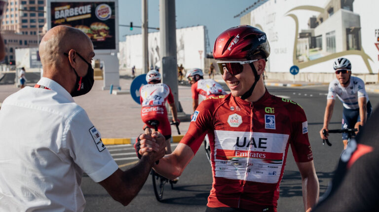El ciclista Tadej Pogacar durante el Tour de los Emiratos Árabes Unidos, en febrero de 2021.