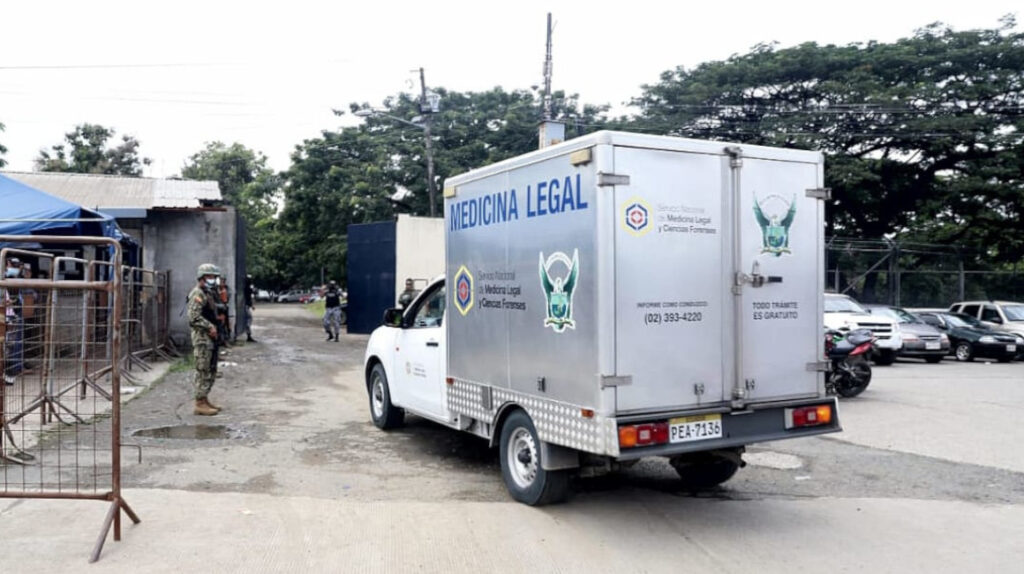 Fiscalía investiga de oficio la muerte de cinco presos en cárcel de Guayaquil