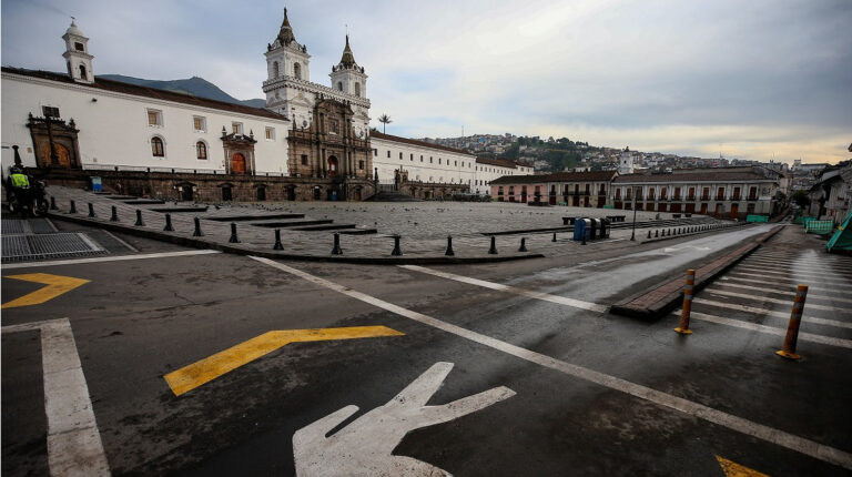 plaza Quito