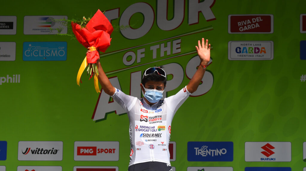Alexander Cepeda es el campeón de los jóvenes del Tour de los Alpes