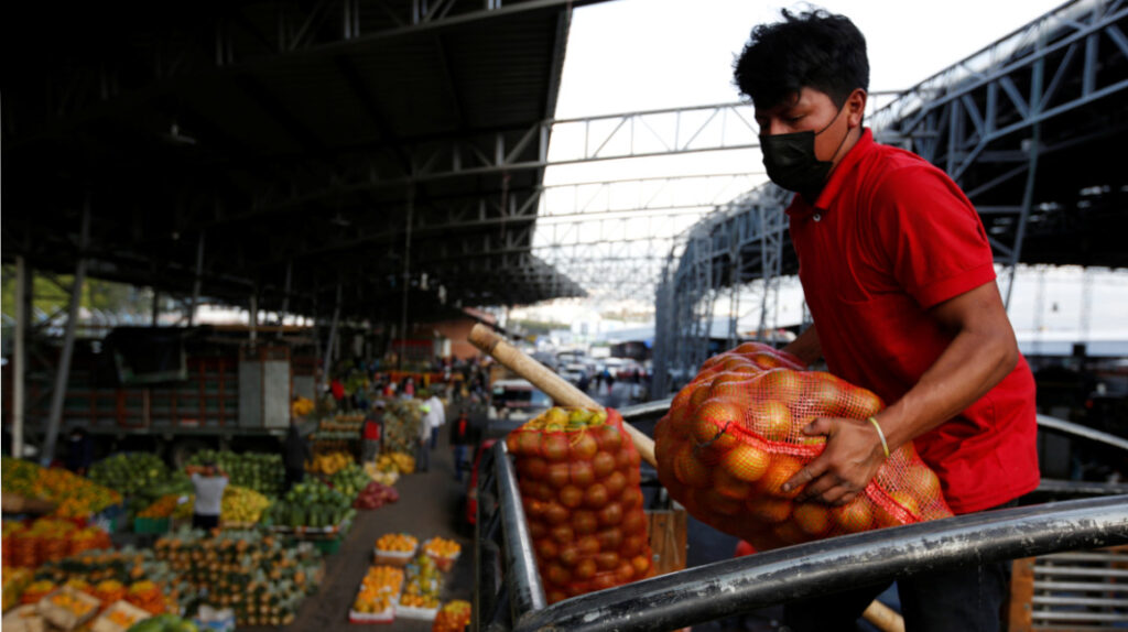 Crisis de agroquímicos golpea los precios de los alimentos en el país
