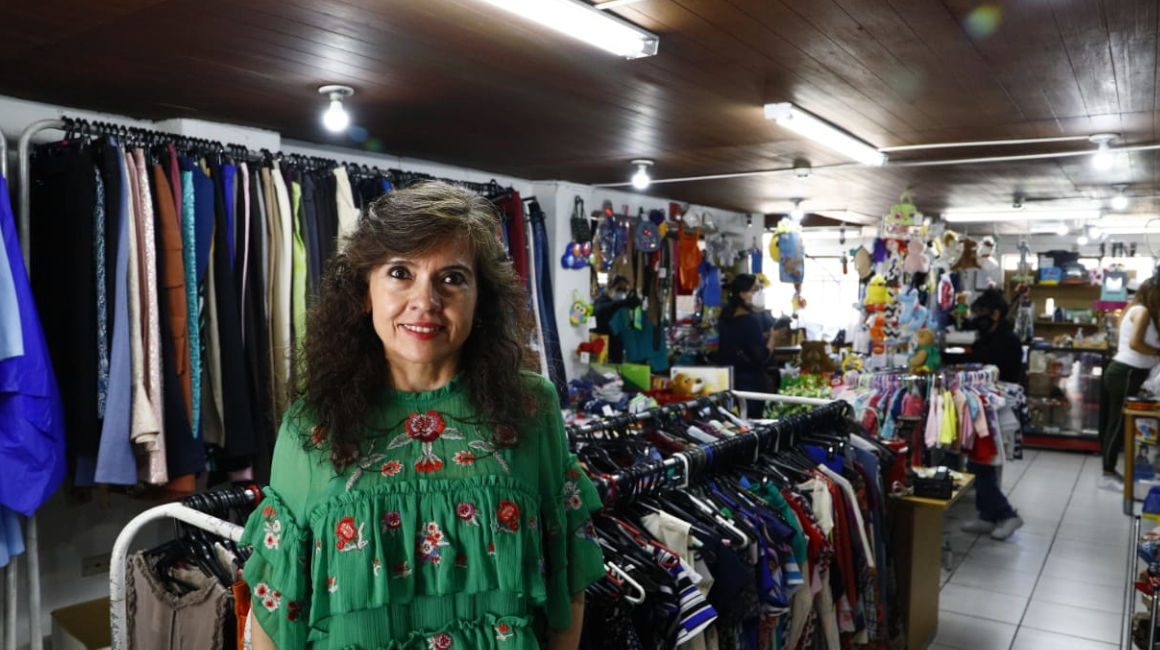 Carol Mendizábal es la propietaria del Mercadito D'Carol, que funciona hace cinco años en Quito. 