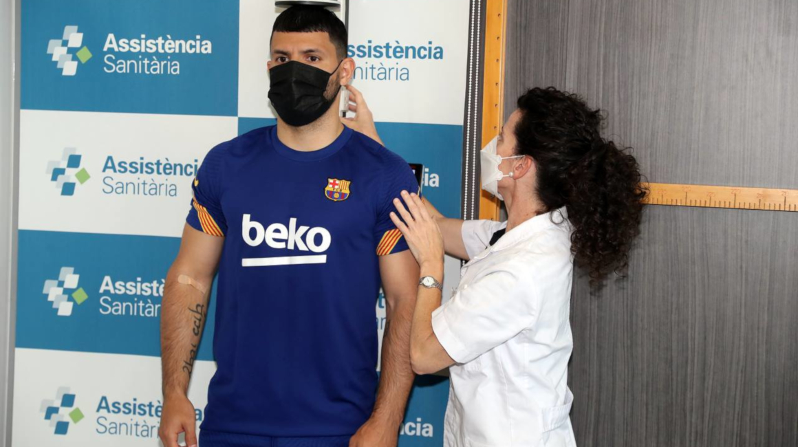 Sergio Agüero pasa los chequeos médicos el lunes 31 de mayo de 2021, como nuevo jugador del FC Barcelona.