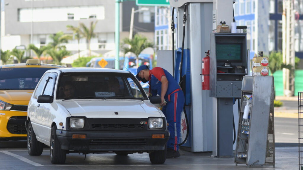 En agosto, sube el precio del diésel y de gasolinas Extra, Ecopaís y Súper