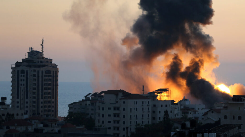 Israel bombardea Gaza en la escalada violenta más grave desde 2014