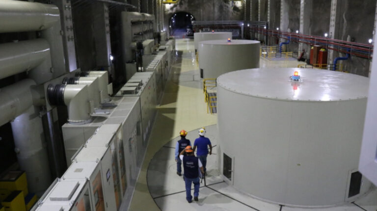 Celec contrata nuevas pólizas con empresas distintas a Seguros Sucre