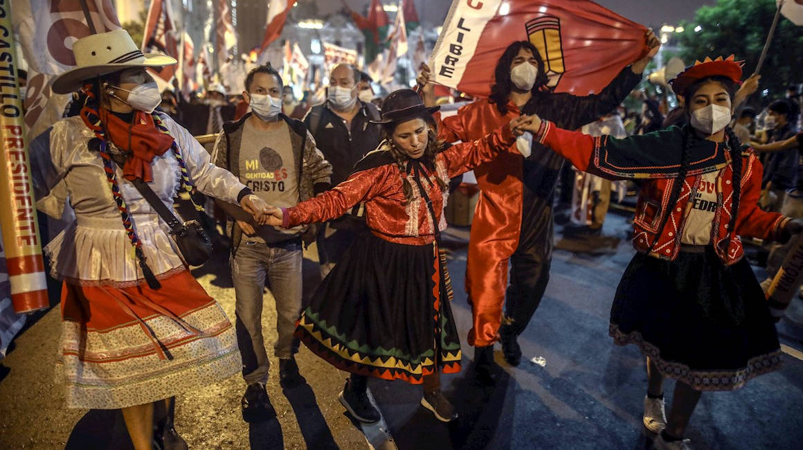 manifestantes perú pedro castillo