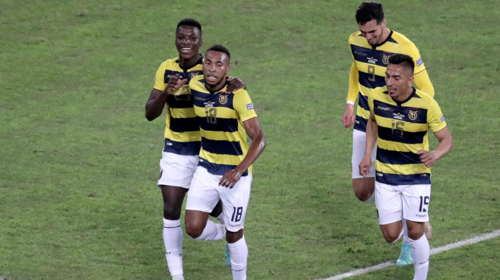 Ecuador no levanta su nivel y se complica en la Copa América