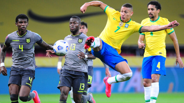 Robert Arboleda fue titular en el partido ante Brasil, el viernes 4 de junio, en el estadio Beira Rio de Porto Alegre.