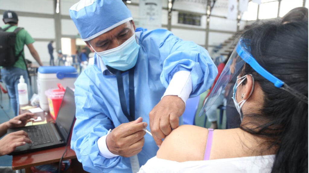 6 millones de dosis de la vacuna china de CanSino llegarán a Ecuador