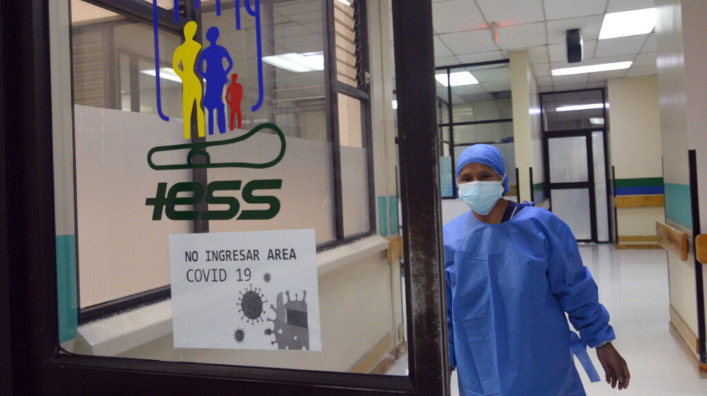 ‘El IESS requiere, de urgencia, USD 500 millones para completar el año’
