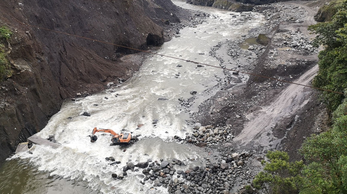 CELEC ha gastado USD 4 millones para mitigar los daños causados por la erosión en el río Coca.