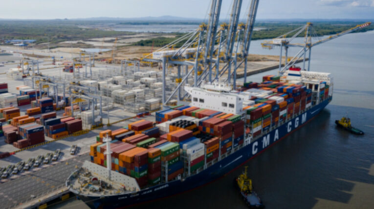 Posorja disputa el liderazgo del mercado portuario en la región