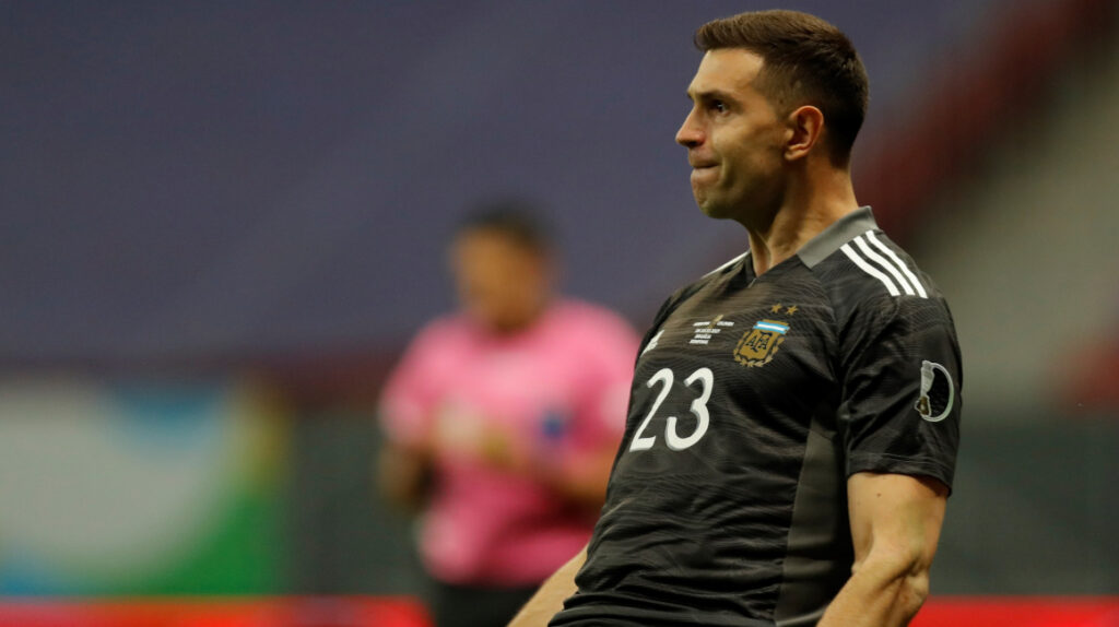 Emiliano Martínez se perdió el nacimiento de su hija por la Copa América