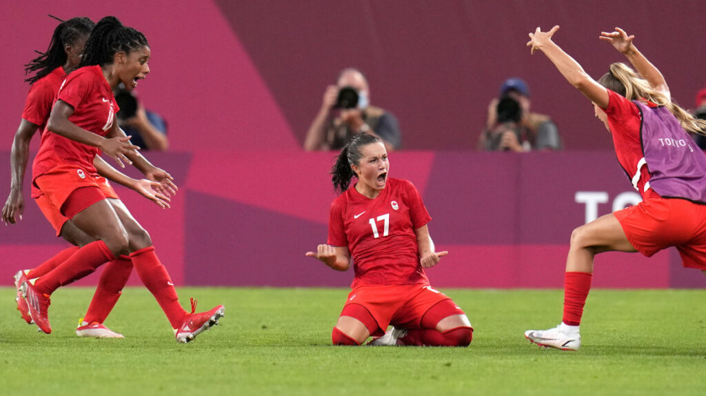 Canadá vence a Estados Unidos y es finalista en el fútbol femenino