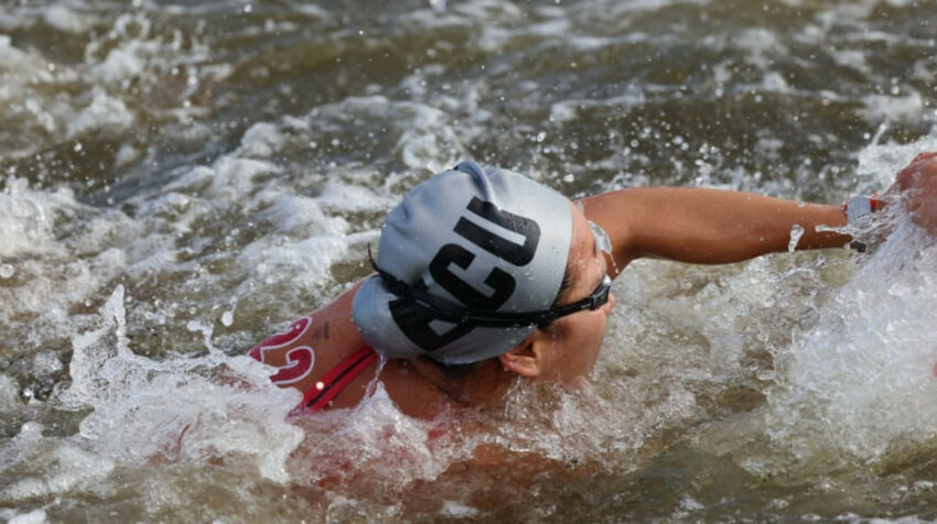 Samantha Arévalo, durante su participación en aguas abiertas en los Juegos de Tokio, el 3 de agosto de 2021.