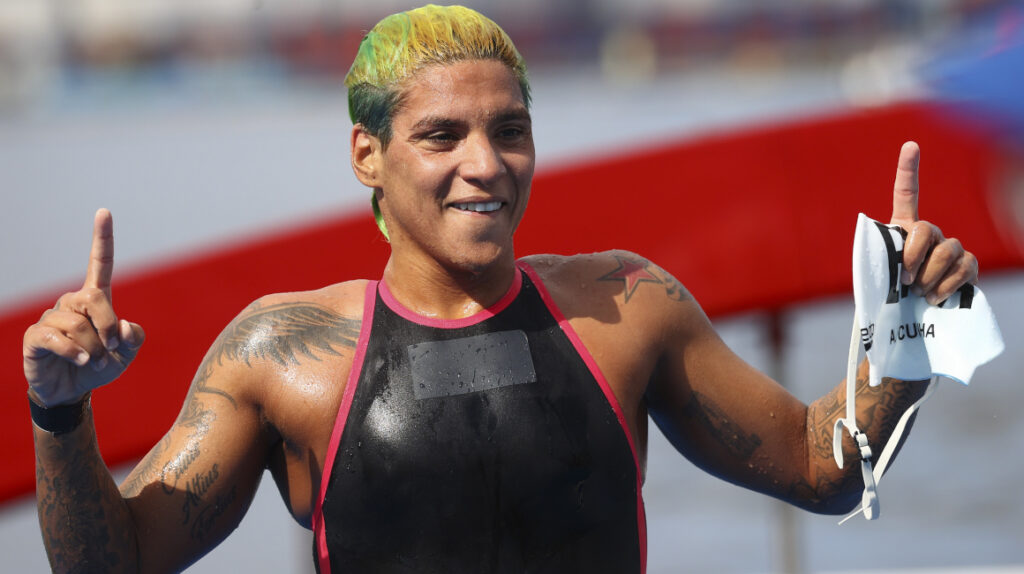 Marcela Cunha domina la maratón acuática y se lleva la medalla de oro